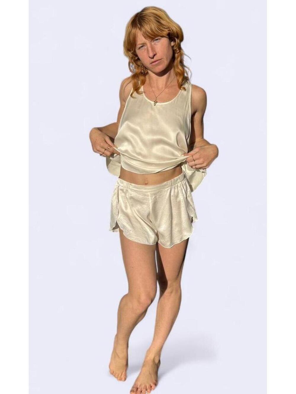 Lunya “Good in Bed” 100% Washable Silk Sleep Set – Ivory – Size M